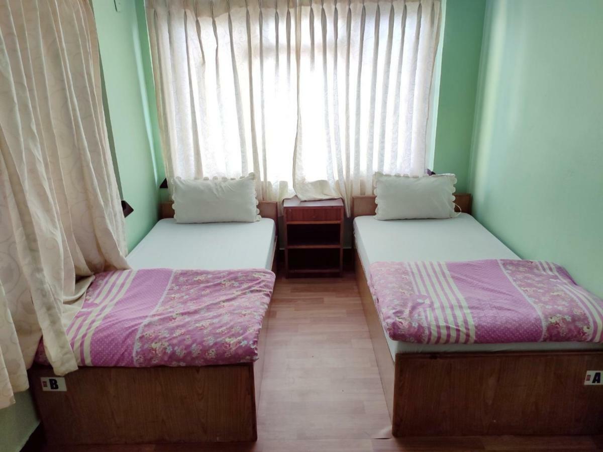 Hotel Sweet Dreams Katmandu Oda fotoğraf
